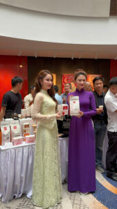 Quảng bá hình ảnh của Coffee&Tea Việt Nam